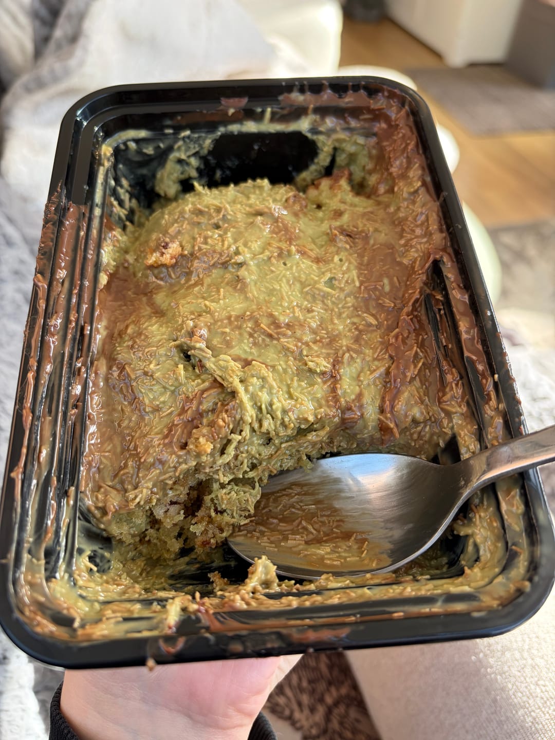 Customer photo review of Dubai Chocolate Caramel Cake Kunafa Tub