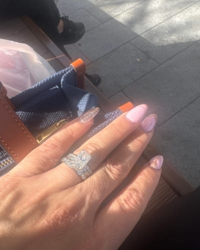 Customer photo review of S925 Moissanite 3.5 Ct Radiant Cut White Gold/Yellow Gold/Rose Gold Wedding Ring For Women