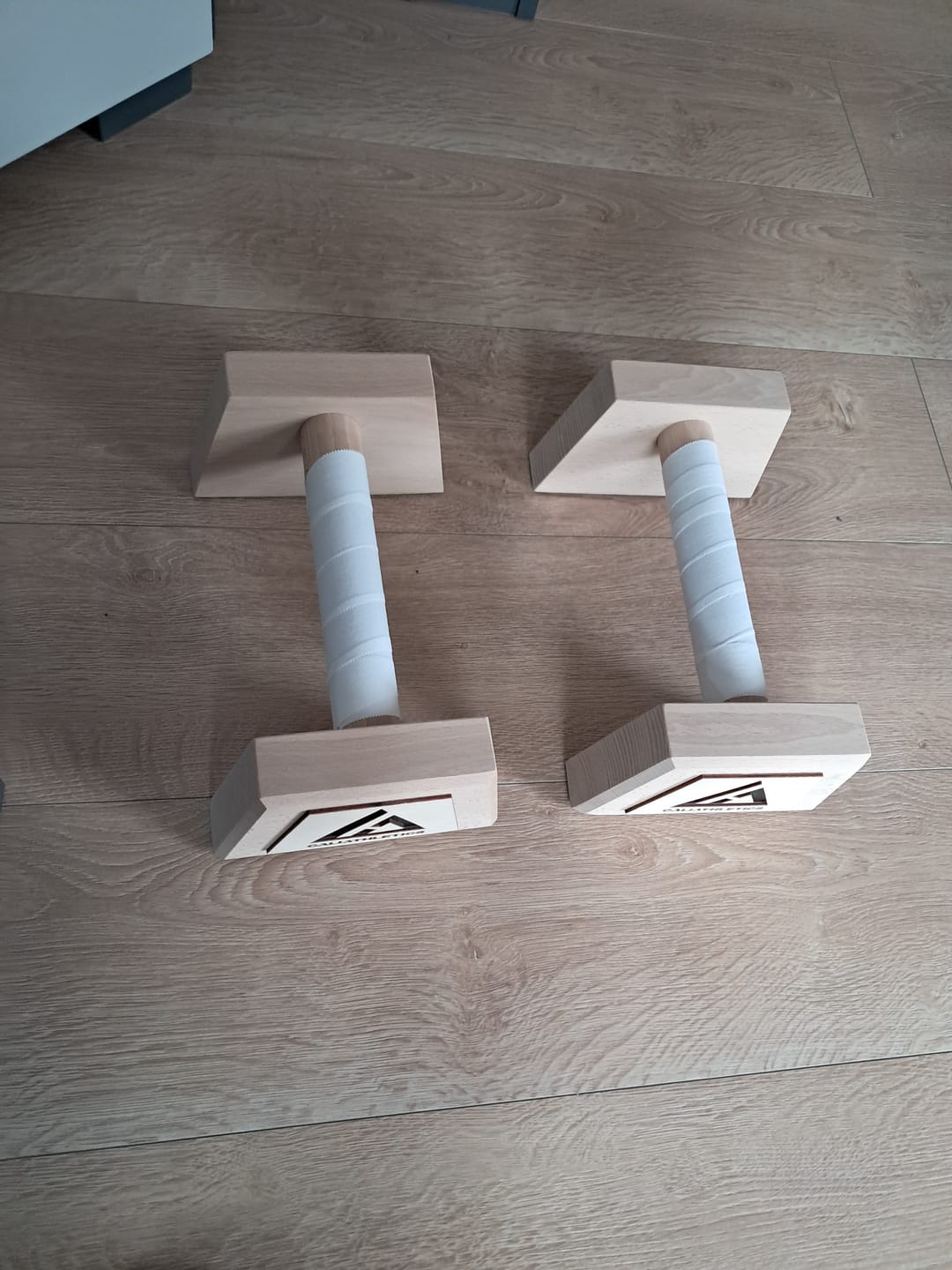 Customer photo review of Tape White