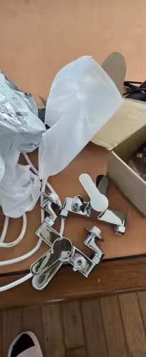 Customer photo review of Siljan - 3-Way Thermostatic Shower Faucet Set with Diverter, Handheld Spray & Wall Mounted Mixer Valve