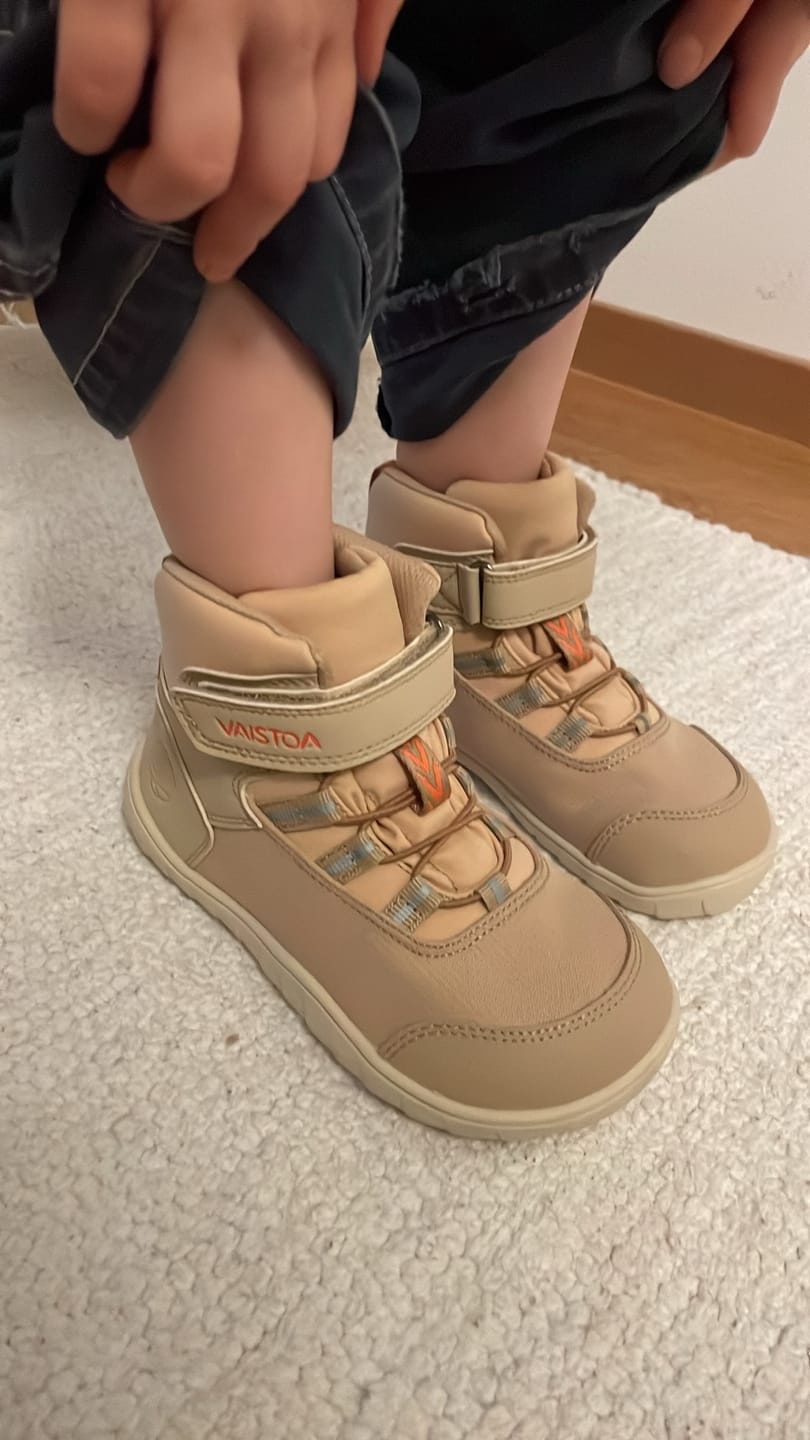 Customer photo review of Vaistoa Kaste Kids | Waterproof Barefoot Sneakers