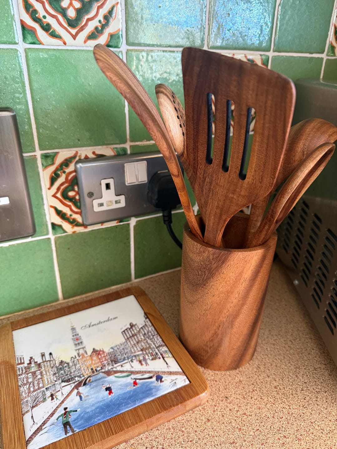 Customer photo review of Hälsa Trä Natural Wood Utensil Set