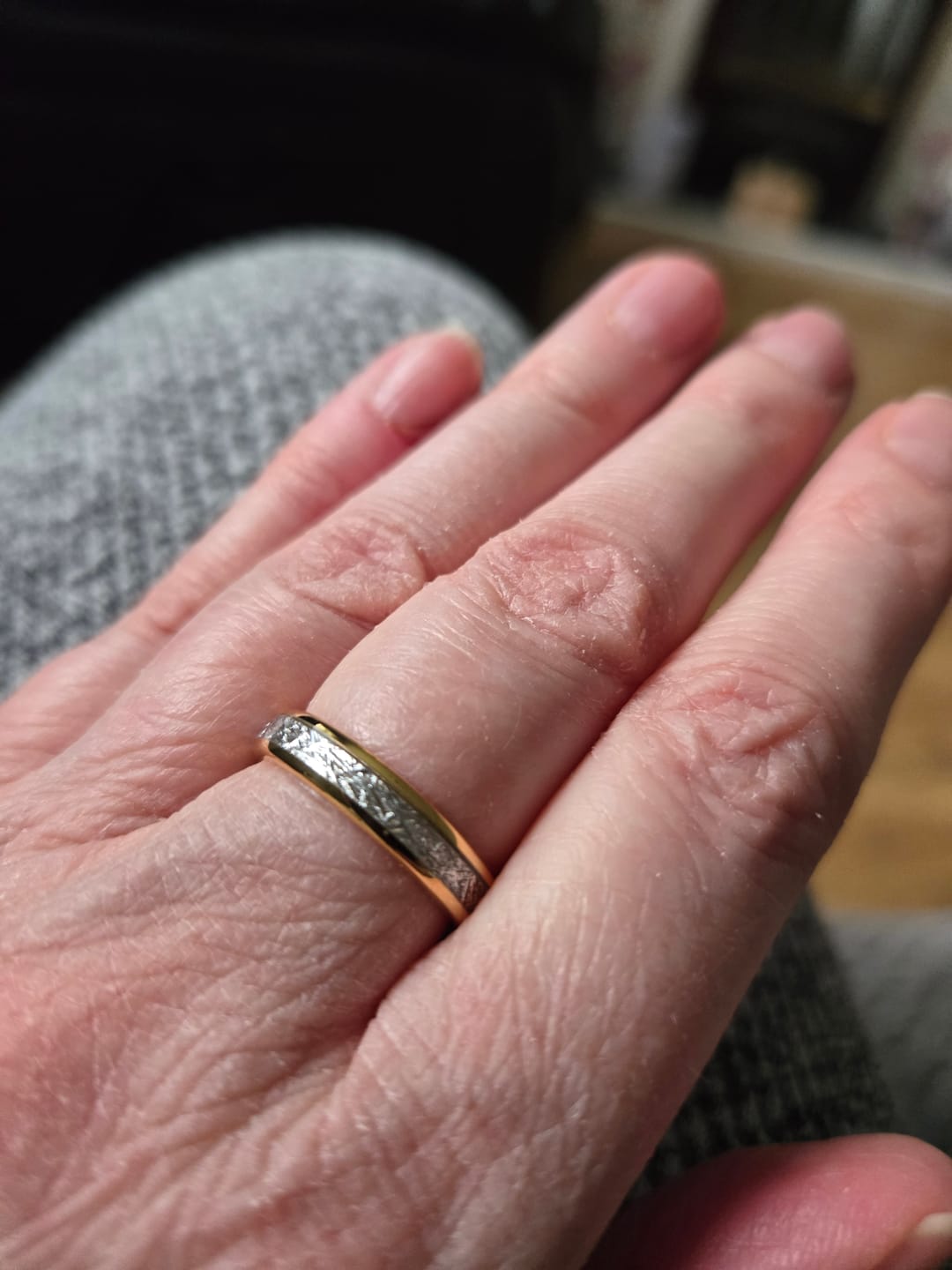 Customer photo review of The Golden Steel 4mm Wonder Ring