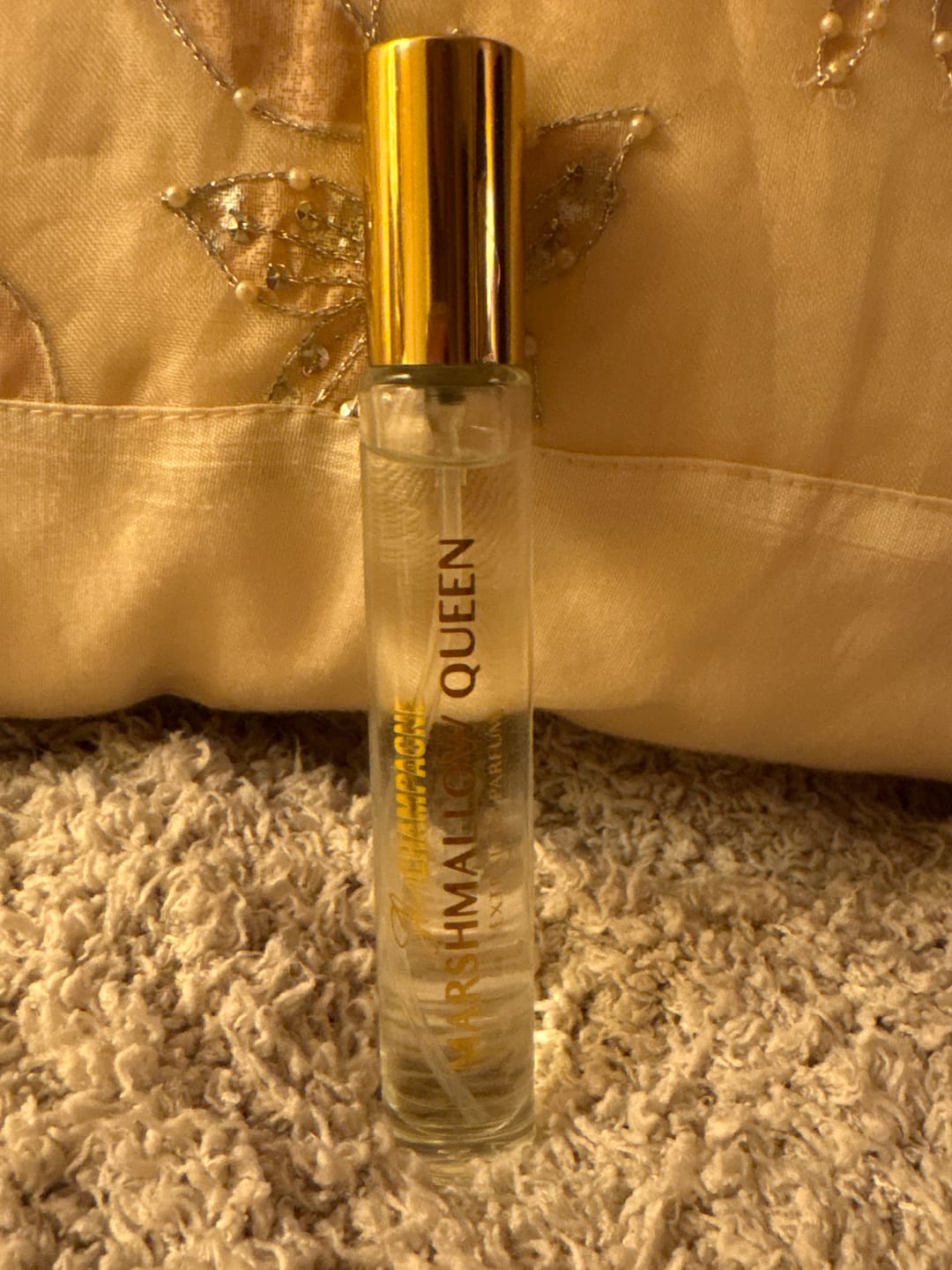Customer photo review of MARSHMALLOW QUEEN
