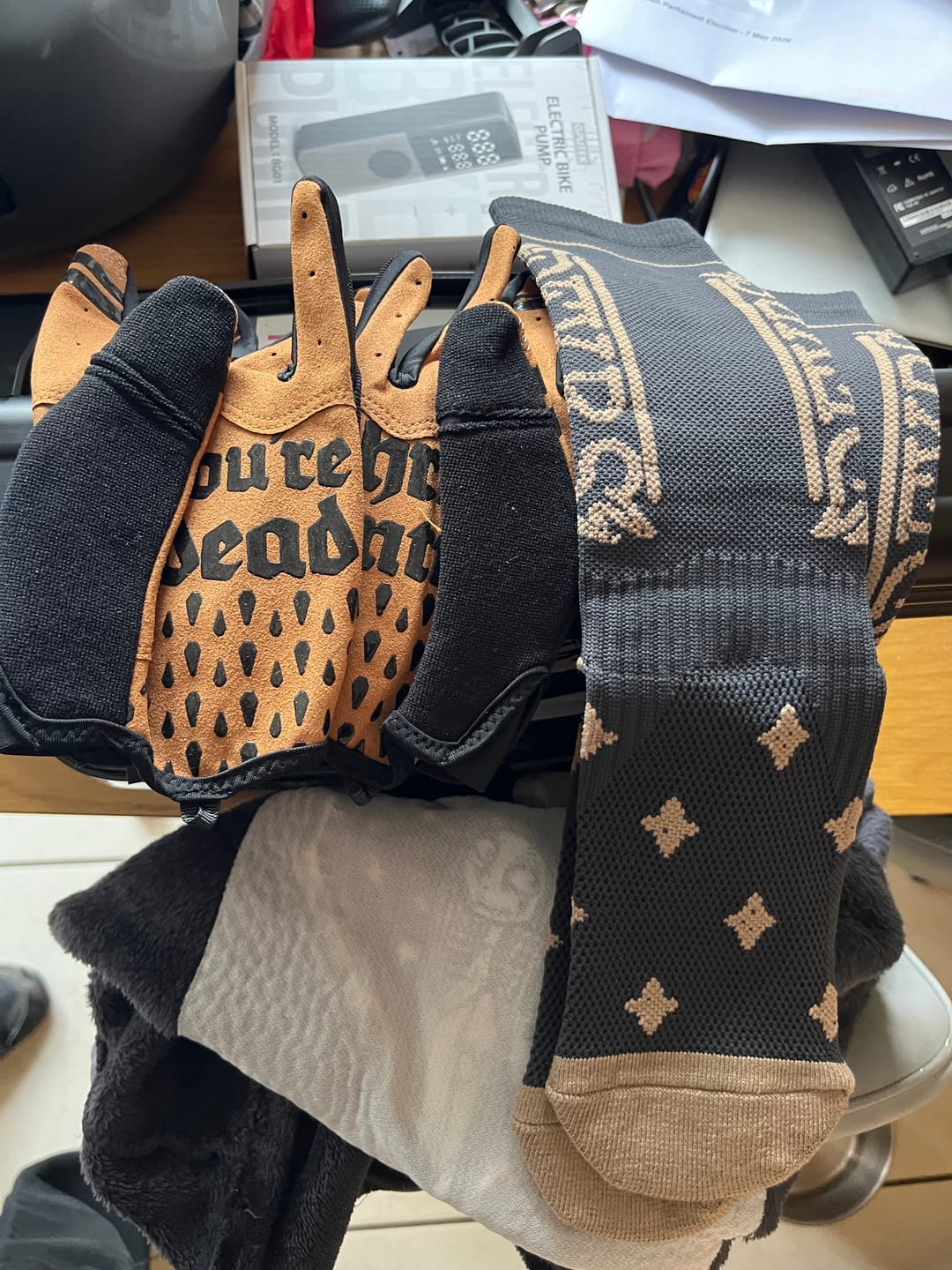 Customer photo review of Wraith | Gravity Gloves