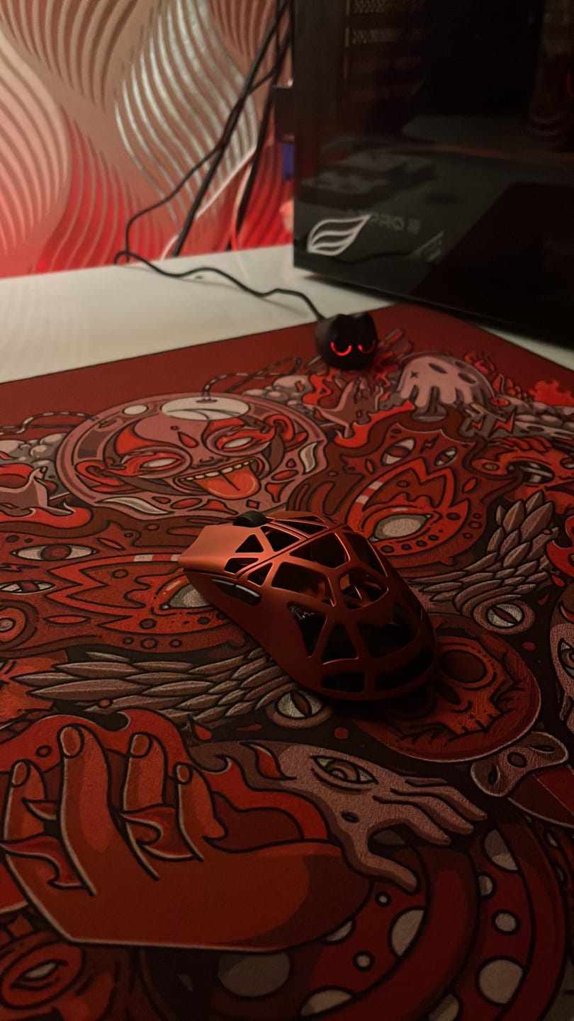 Customer photo review of WLMouse Beast X Mini Pro Magnezyum Wireless Mouse