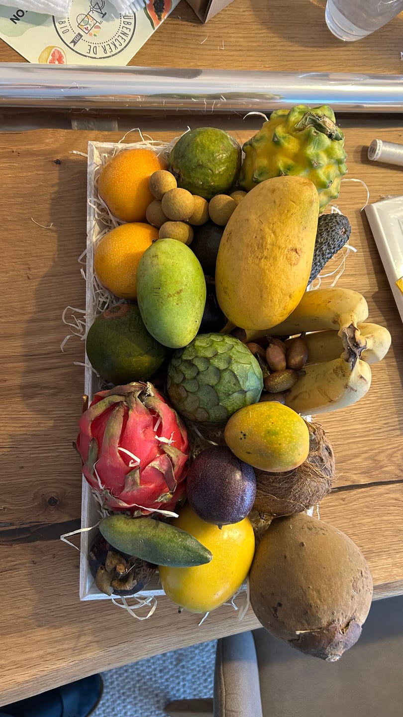 Customer photo review of Tropen-Weltreise Exotenbox