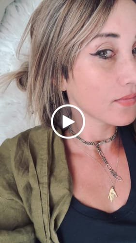 Customer video review of HiZoo - Clinical Grade Decompression Massager