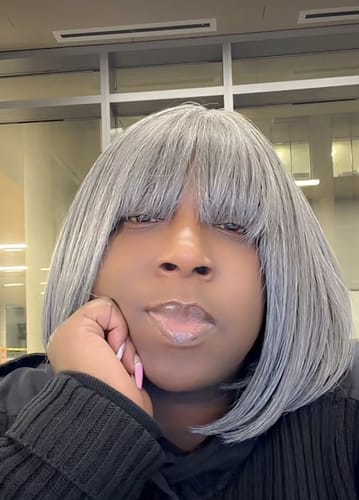 Customer photo review of Luvwin Salt And Pepper Full Machine Made Bang Wig With Small Lace