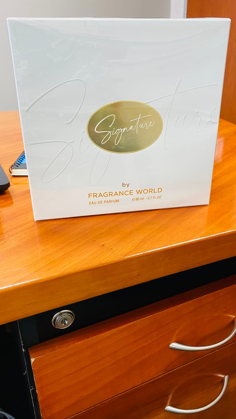 Customer photo review of Signature by Fragrance World 80ml