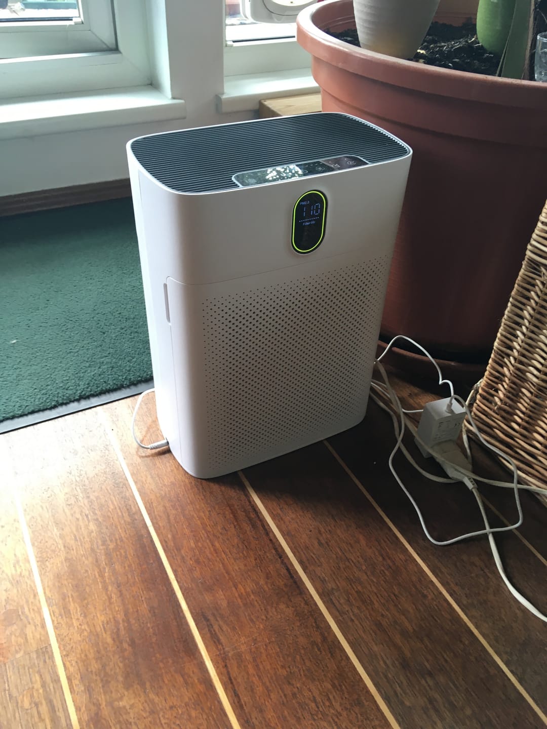 Customer photo review of Smart Luftreiniger V1 Pro – Leistungsstarke HEPA-Filterung mit PM2.5-Sensor, App- und Sprachsteuerung für saubere Raumluft