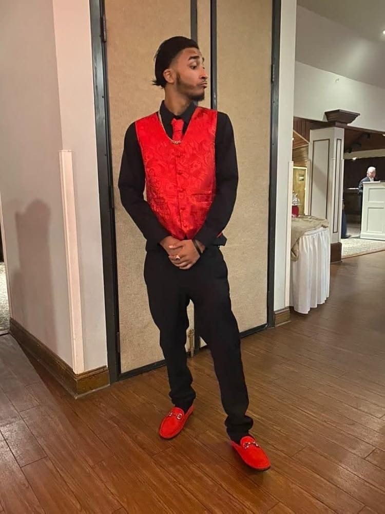 Customer photo review of Hisdern Men's Red Paisley Vest Tie Set For Weddings