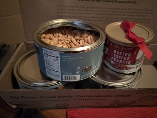 Customer photo review of Salted In-Shell Peanuts w/ Burlap Bag