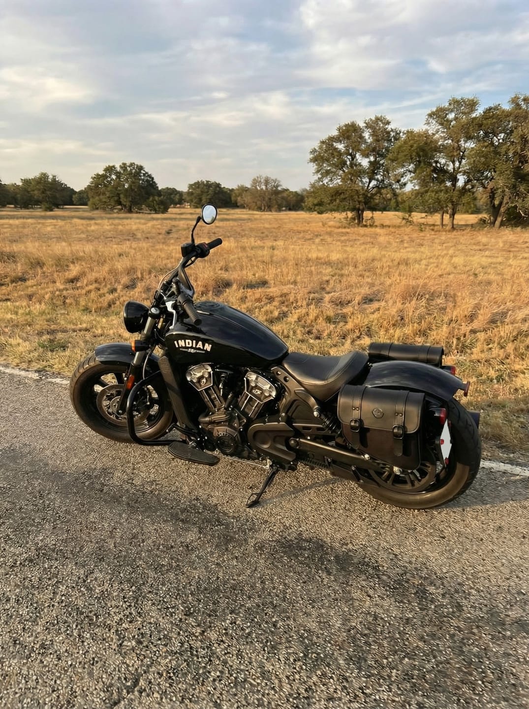 Customer photo review of 8L - Pony Indian Chief Leather Motorcycle Saddlebags