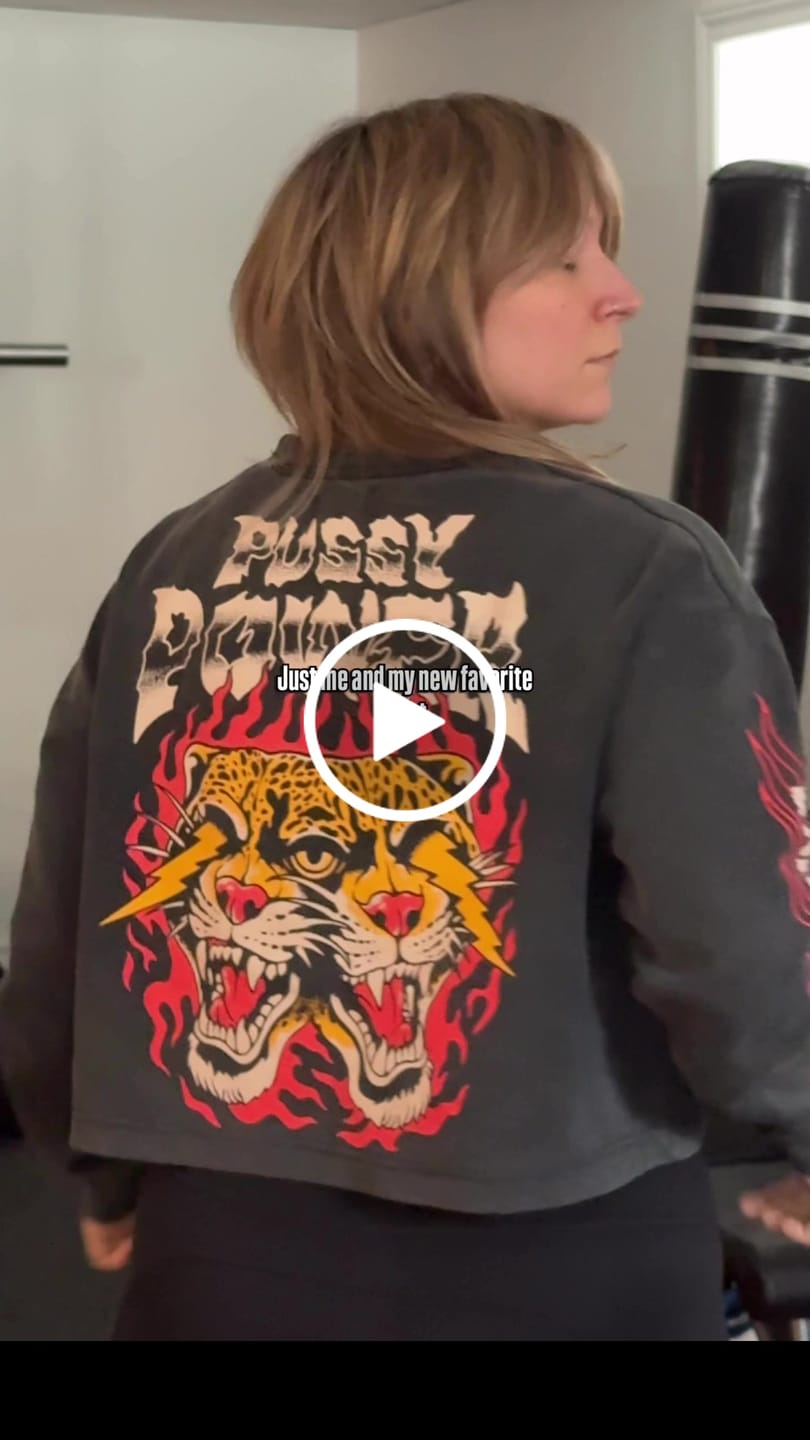 Customer video review of Pussy Power Long Sleeve