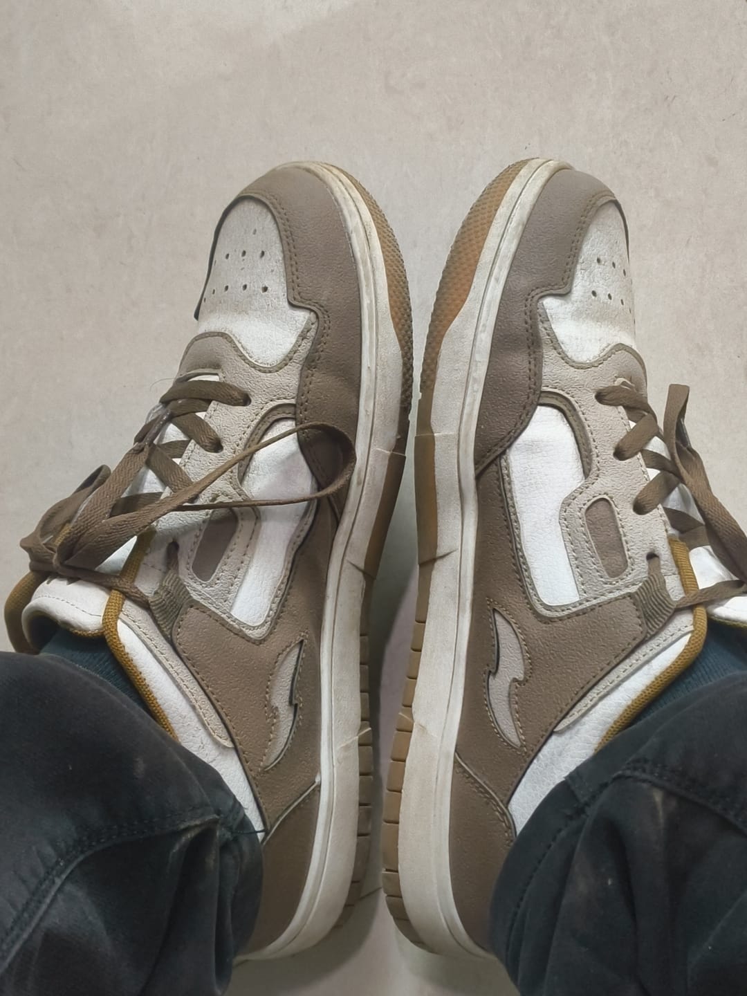 Customer photo review of COOPER Beige Brown