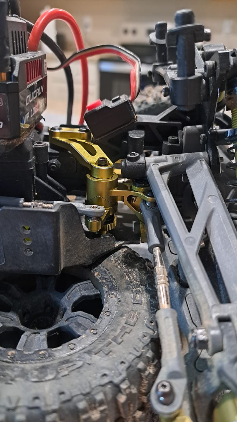 Customer photo review of Aluminum Servo Saver For RZ001 and 1/10 Rally Car