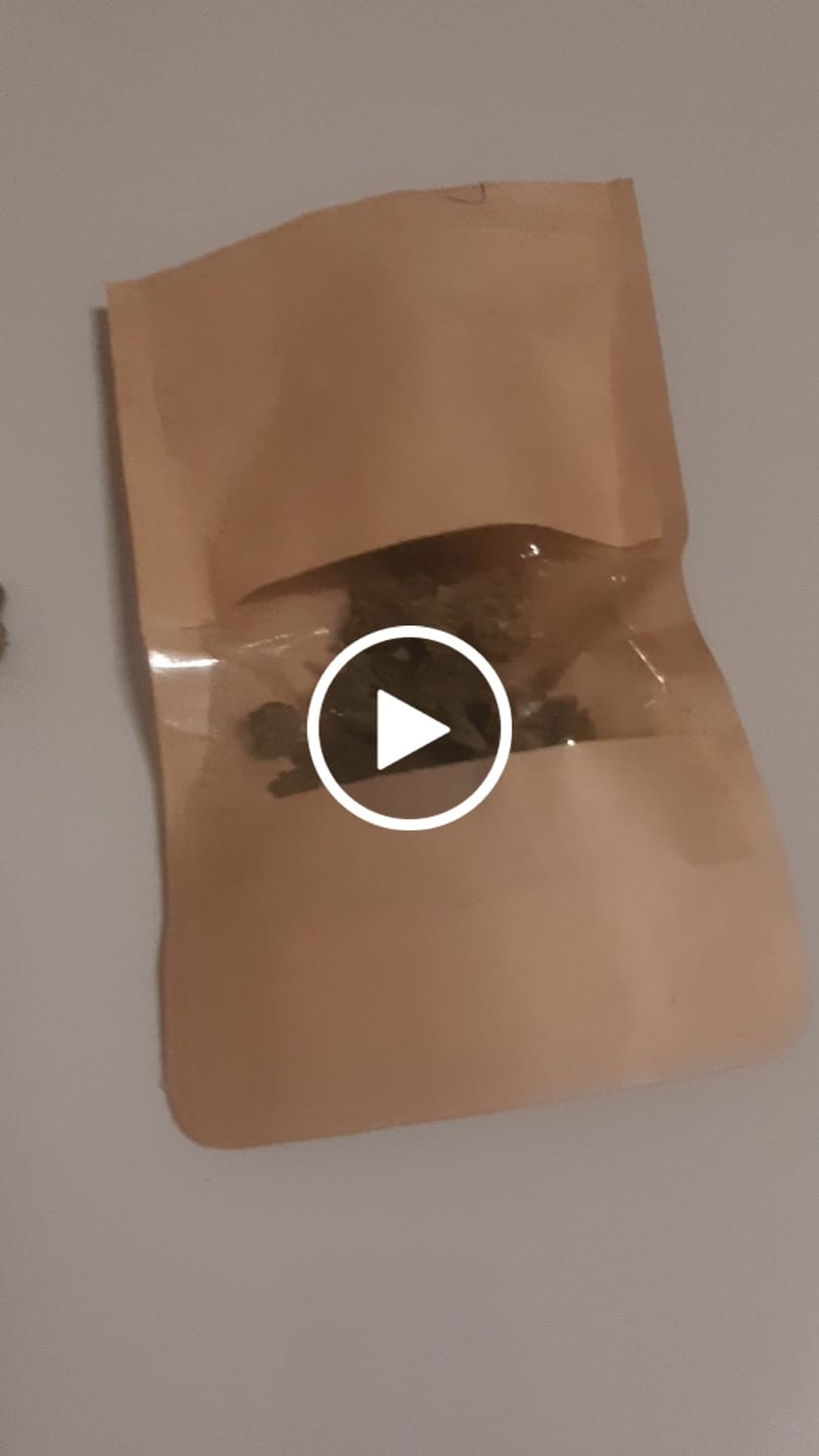 Customer video review of Super Silver Haze Popcorn
