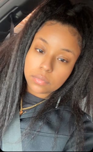 Customer photo review of CurlyMe 3 In 1 Half Wig Kinky Straight Glueless Install Half Wig With Draw-string Beginner Friendly