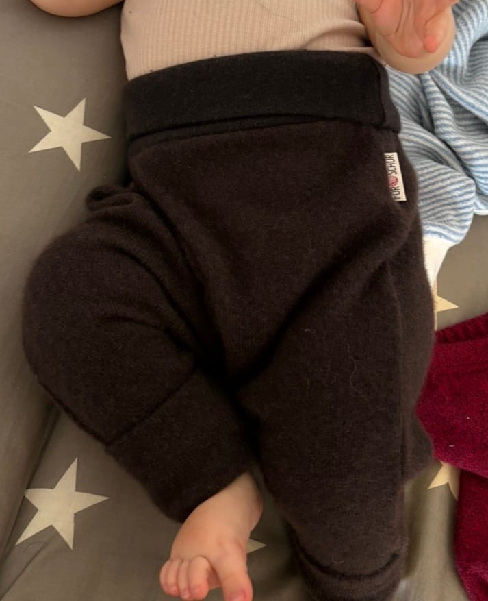 Customer photo review of Kaschmir Baby Mitwachshose Zartbitter