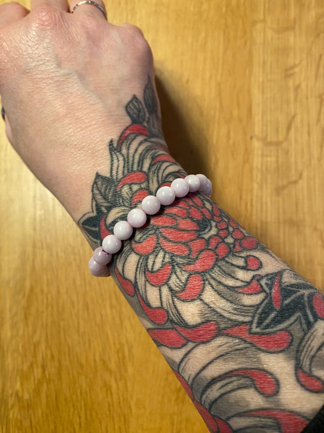 Customer photo review of Kunzite - Bracciale elastico in sfere lavorate