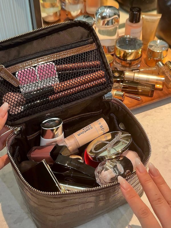 Customer photo review of Croc Vanity Case Amber