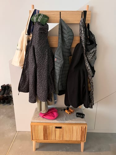 Customer photo review of CANNON - Vestiaire d'entrée en bois massif et tissu gris