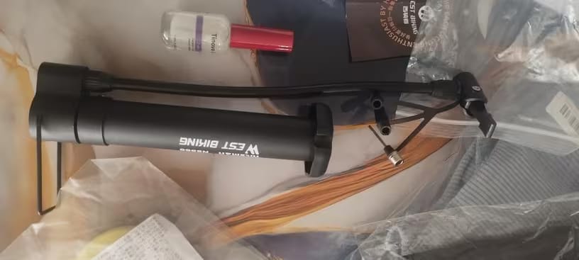Customer photo review of Manuelle Standfahrradpumpe & Aufblasgerät 5,5 bar