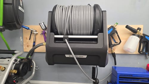 Customer photo review of Grandstorm Retractable Vacuum Cleaner