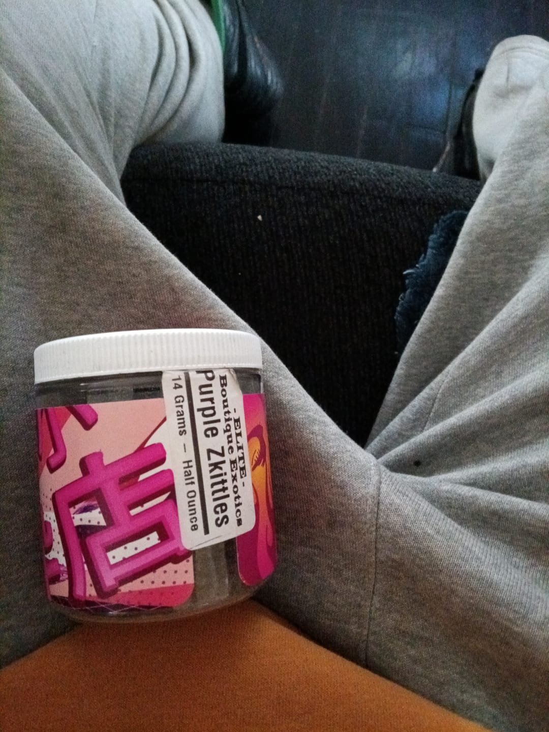 Customer photo review of Elite Boutique Exotics - Purple Zkittles - 14 Grams - Indica