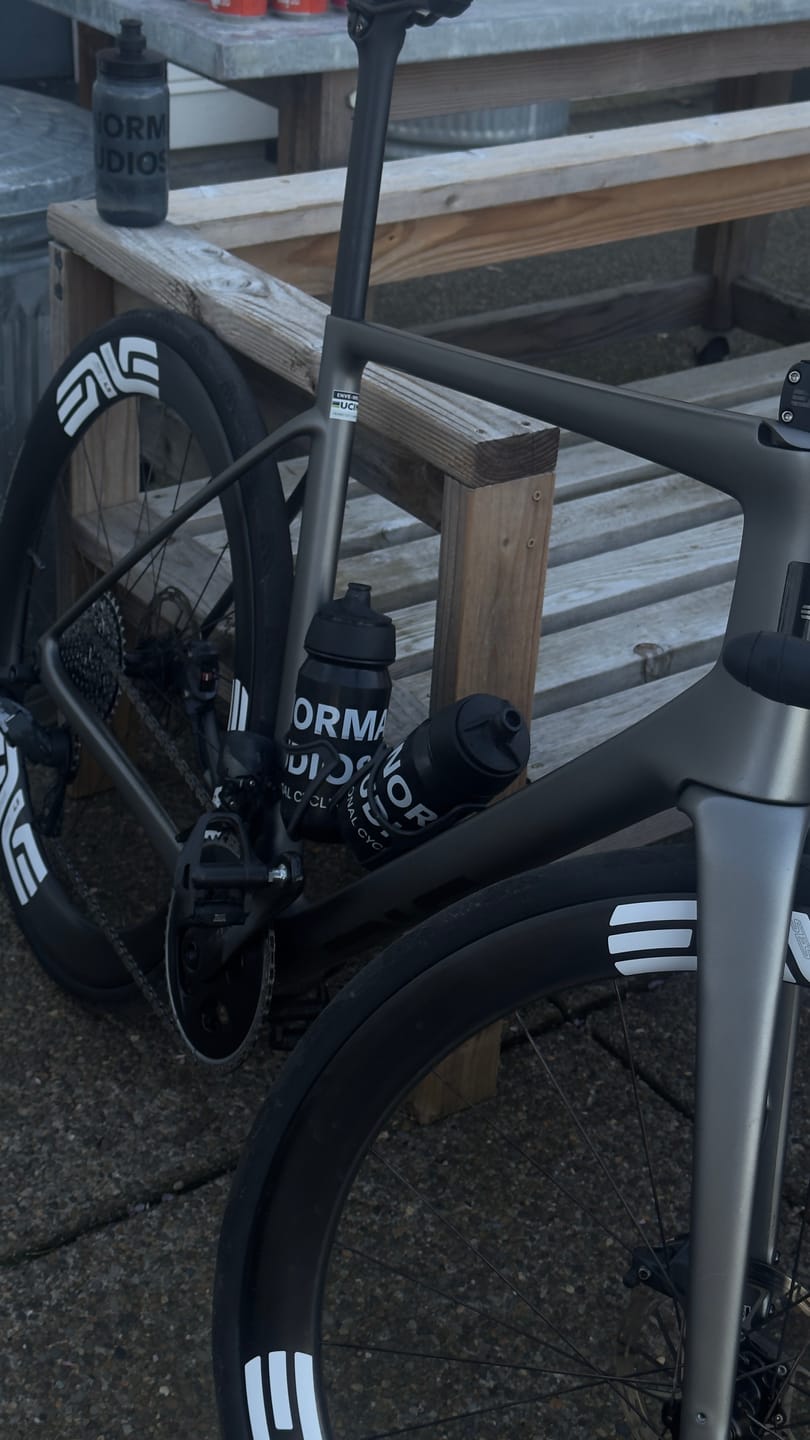 Customer photo review of Custom ENVE SES 4.5 Rim Decals