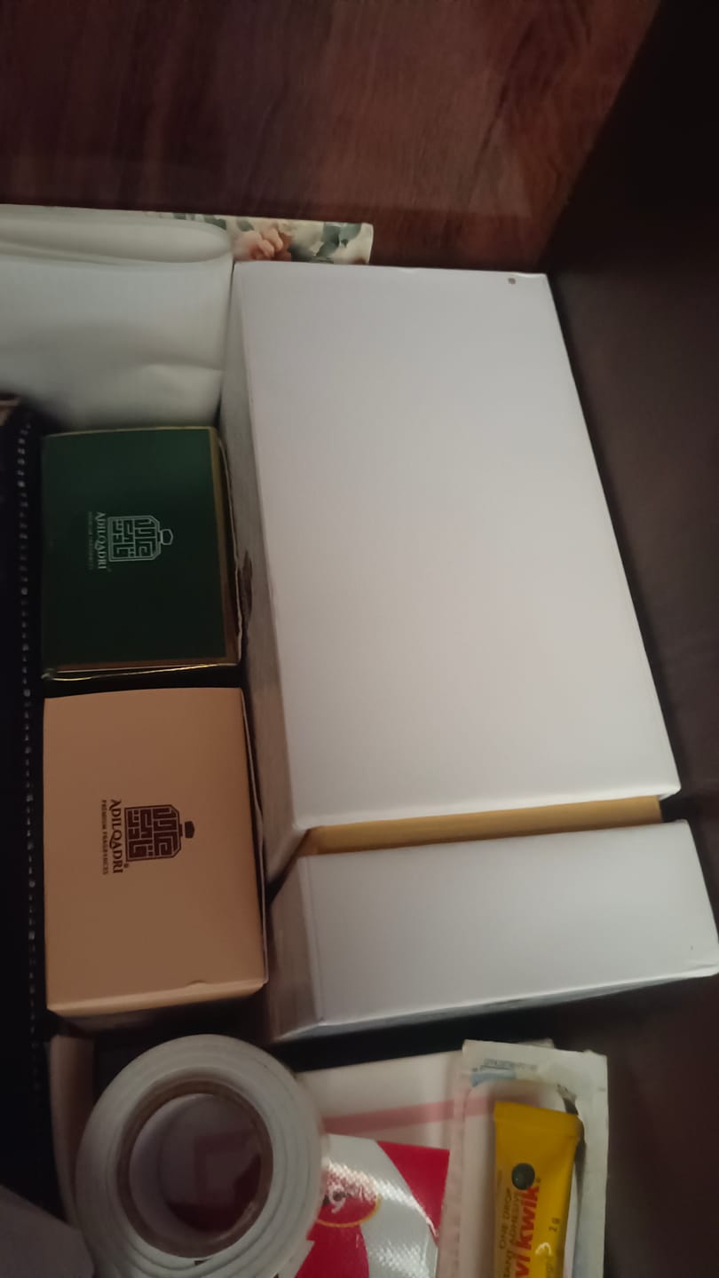 Customer photo review of Asrar Oud Non Alcoholic Perfume Spray 50ml