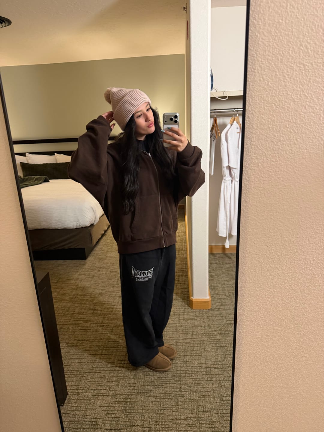 Customer photo review of W5210 - Studio Edit Zip Hoodie