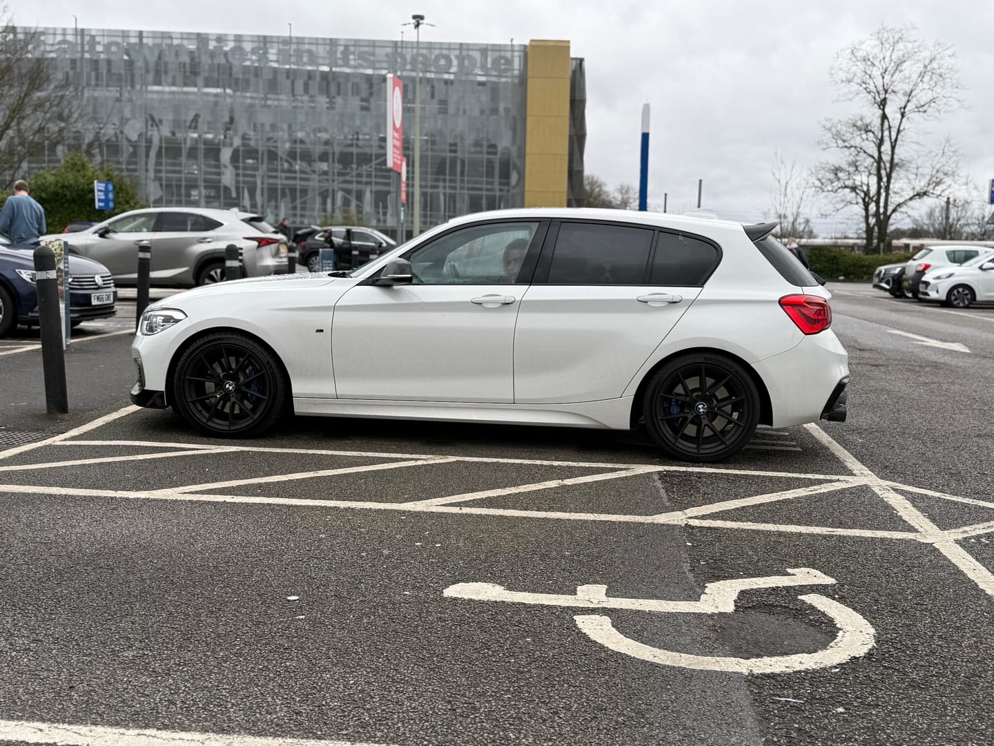 Customer photo review of 763m Satin Black 18” Alloys