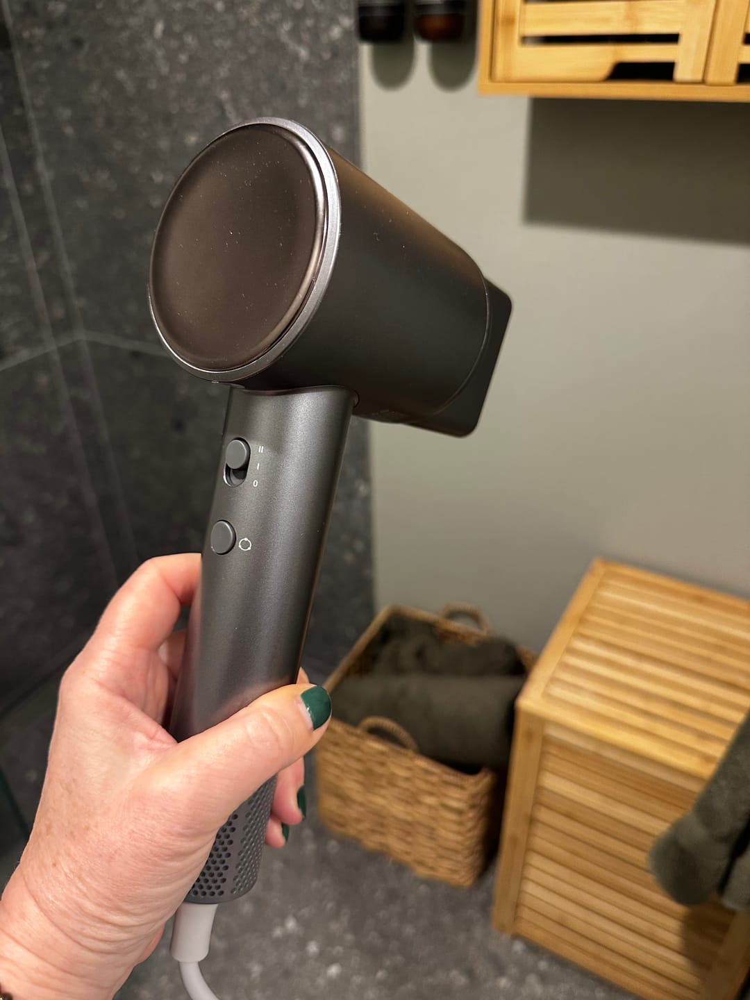 Customer photo review of AirDry-Pro - Professionel Hårtørrer med Ion-teknologi