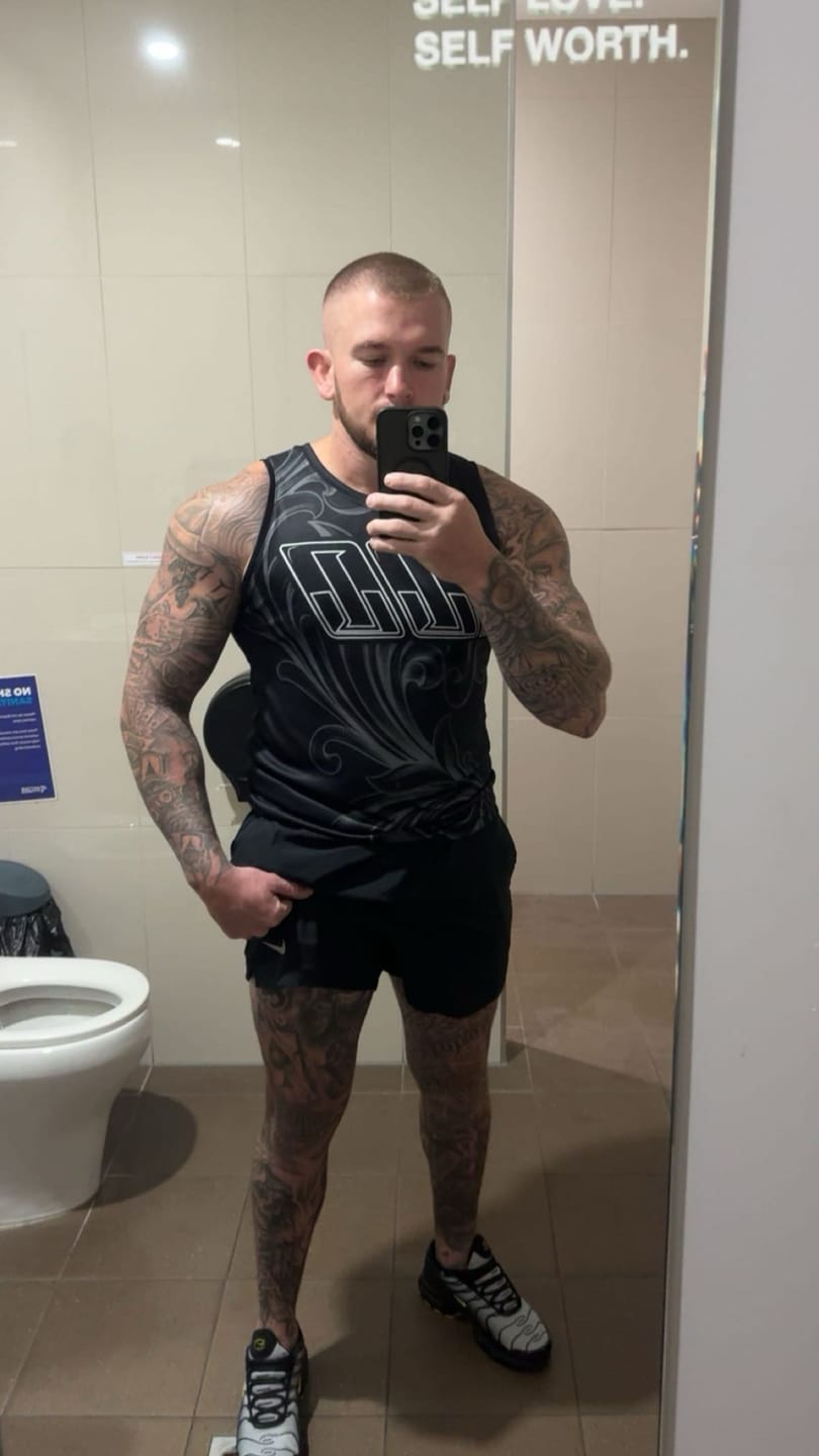 Customer photo review of 100 TANK
