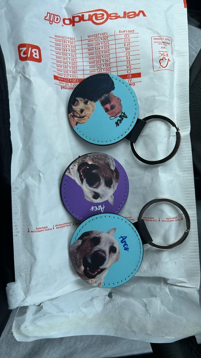Customer photo review of Ritratto animale domestico - Portachiavi personalizzato