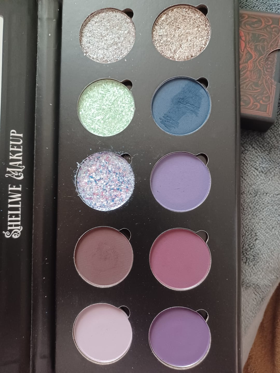 Customer photo review of Shellwe Makeup x Freya86 Punk Bunny Collection