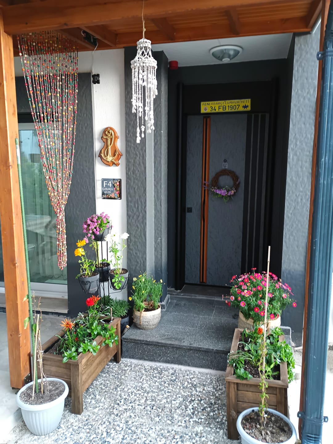 Customer photo review of Çiçek Desenli Zarif Daire Kapı Tabelası
