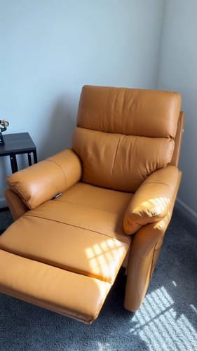 Customer photo review of Airsky Recliner Chair Top-Grain Leather Genuine Leather Ergonomic Armchair Sofa for Adults R1