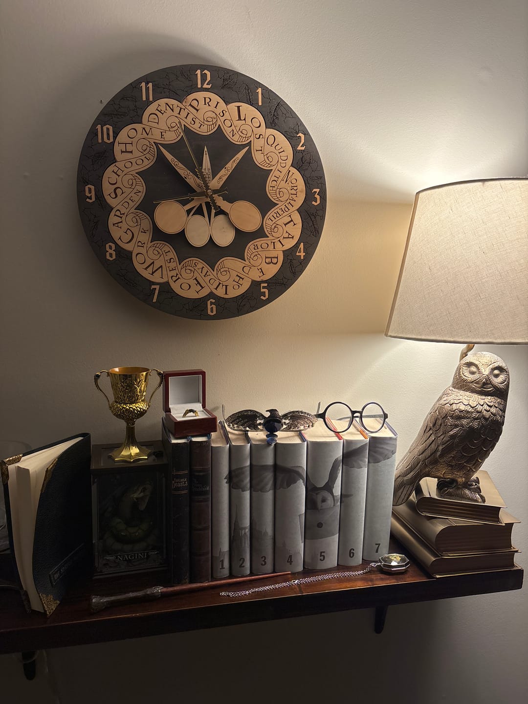 Customer photo review of WEASLEY FAMILY™ ROUND 3D WOOD CLOCK