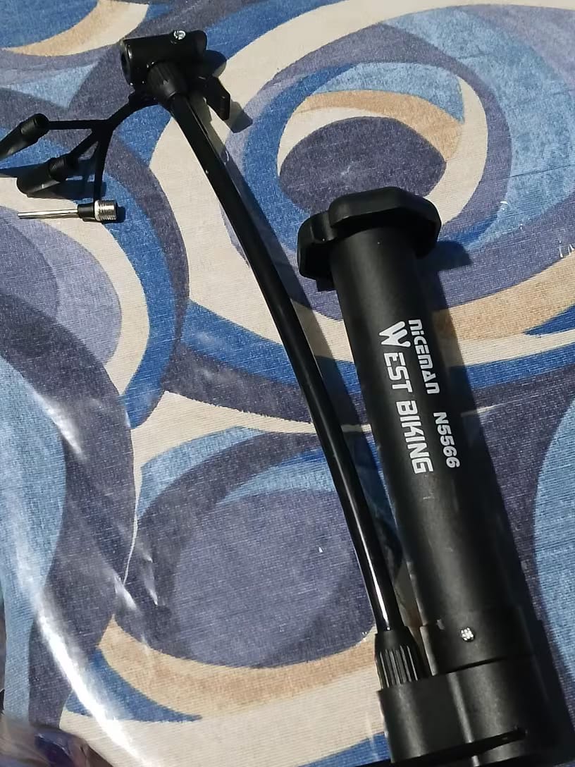 Customer photo review of Manuelle Standfahrradpumpe & Aufblasgerät 5,5 bar