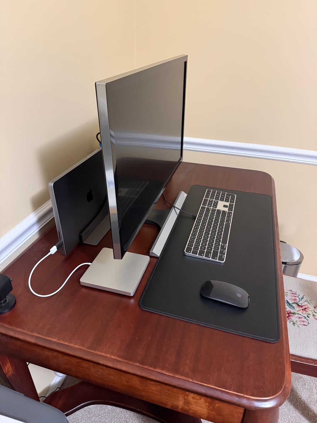 Customer photo review of Ascrono® MacBook Docking Station