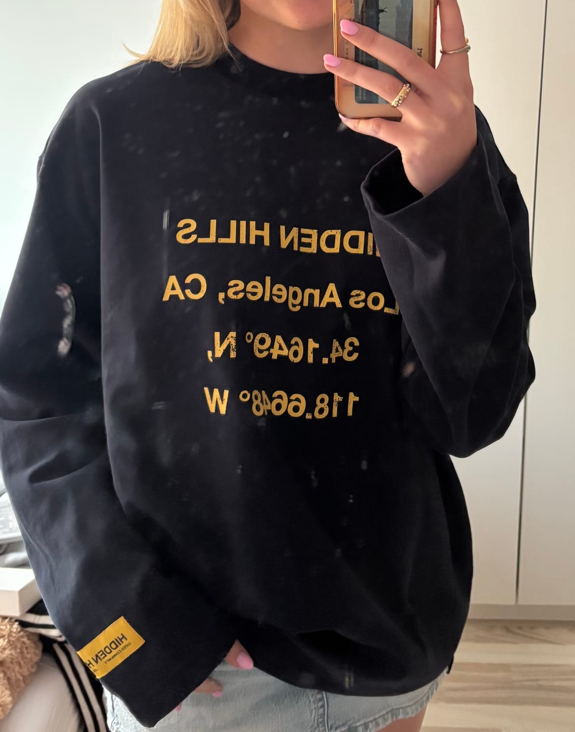 Customer photo review of VINTAGE LOGO LONGSLEEVE T-SHIRT AMBER/NAVY