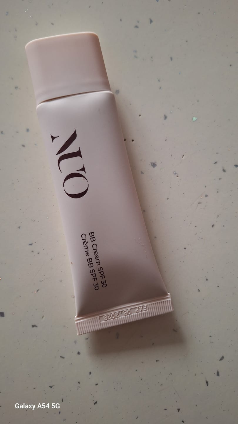 Customer photo review of BB Cream SPF30