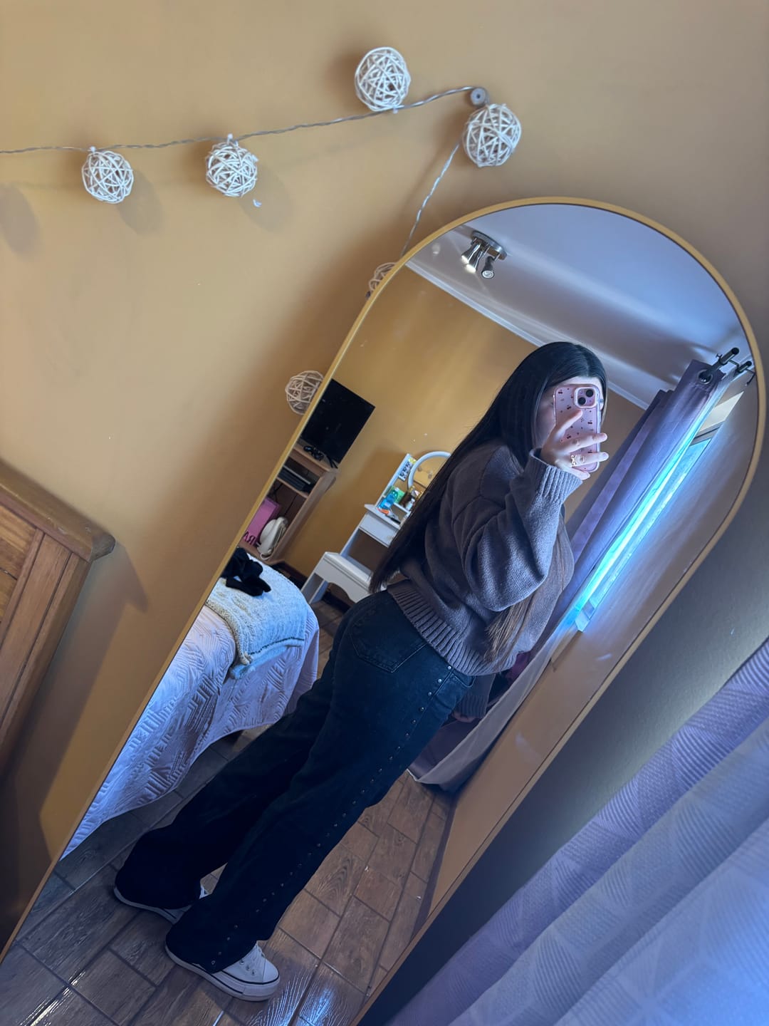Customer photo review of Pantalón Tachas Frontales Black