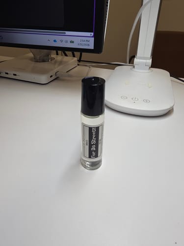 Customer photo review of Men's Cologne Oil Roller