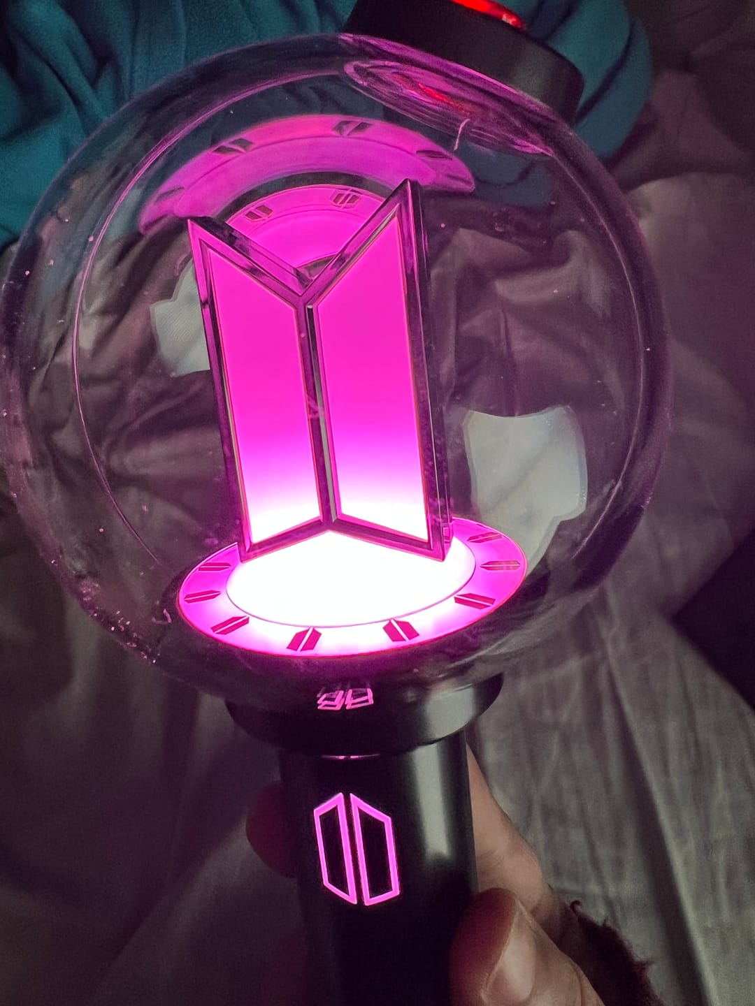 Customer photo review of BTS OFFICIAL LIGHT STICK VER.4