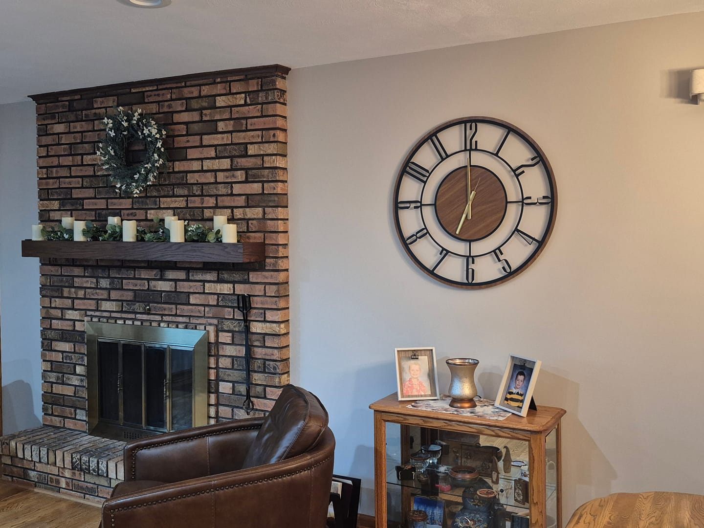 Customer photo review of Wood and Metal Frame Wall Clock
