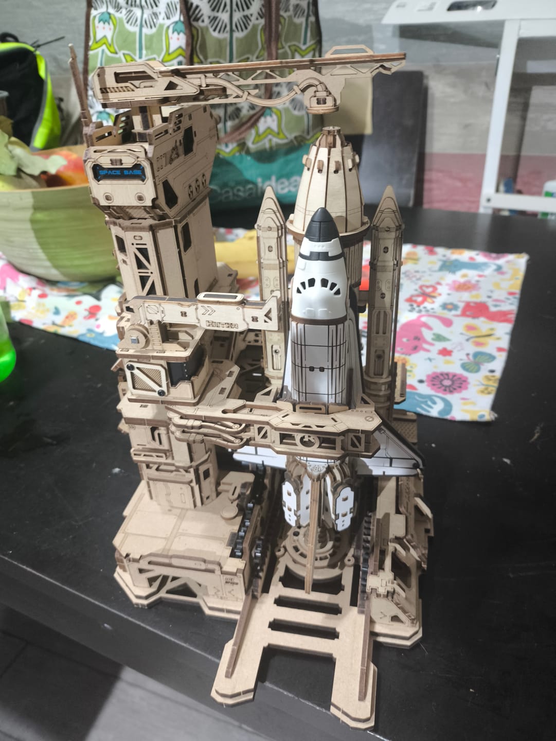Customer photo review of Space Shuttle Mechanical Models - Maqueta de Madera ROKR